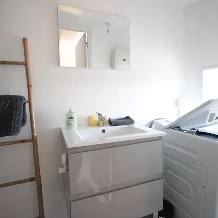 Chez Caro - Centre - Proche Gare - Parking Proche - Wifi Ou Ethernet Gratuit - Gere Par Prestazenservices Verdun-sur-Meuse