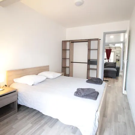 Chez Caro - Centre - Proche Gare - Parking Proche - Wifi Ou Ethernet Gratuit - Gere Par Prestazenservices * Verdun-sur-Meuse